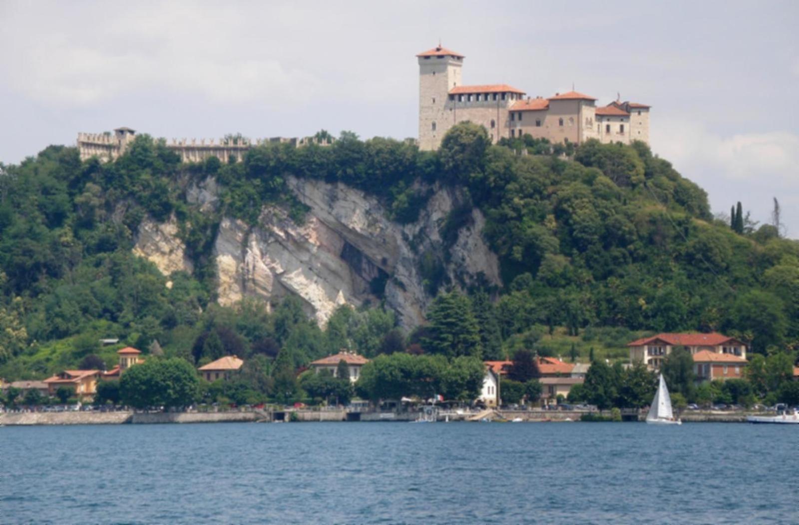 Agriturismo Altana Del Motto Rosso Gattico Ngoại thất bức ảnh